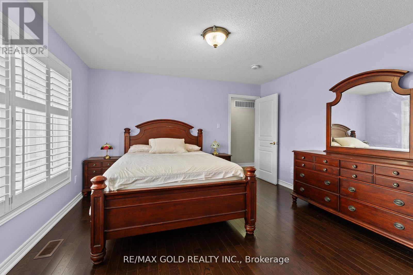 29 Tennant Drive, Brampton, Ontario  L6R 0G6 - Photo 35 - W12342509