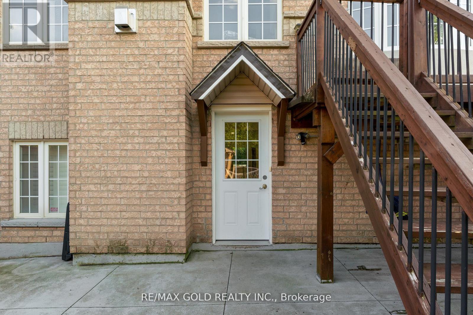 29 Tennant Drive, Brampton, Ontario  L6R 0G6 - Photo 37 - W12342509
