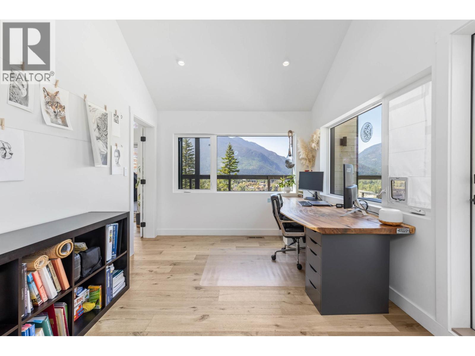 7676 Cerulean Drive, Pemberton, British Columbia  V0N 2L3 - Photo 27 - R3036866