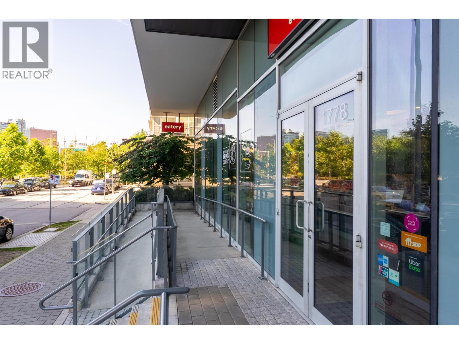 1778 Columbia Street, Vancouver, British Columbia  V5Y 1B8 - Photo 36 - C8071424