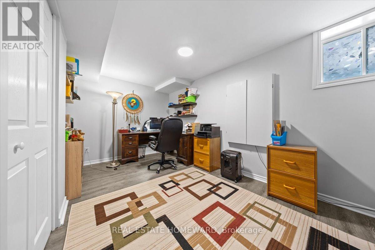 207 Cranesbill Road, Ottawa, Ontario  K2V 0N5 - Photo 31 - X12342531