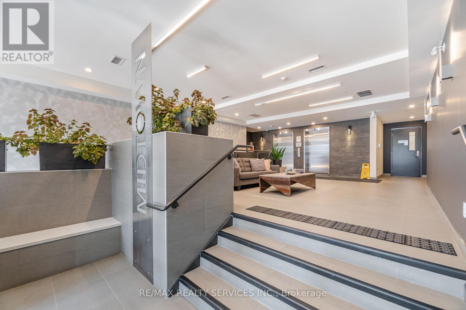 Property at 311 - 690 KING STREET W image 3