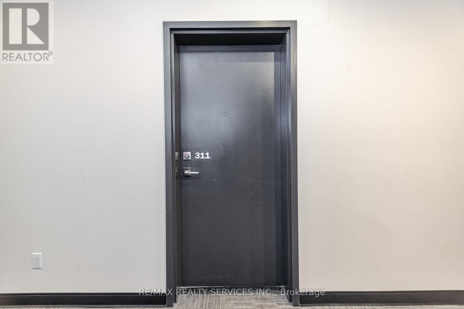 Property at 311 - 690 KING STREET W image 4