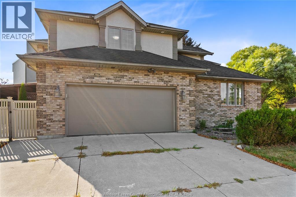 Property at 275 RUSSELL WOODS DRIVE image 5
