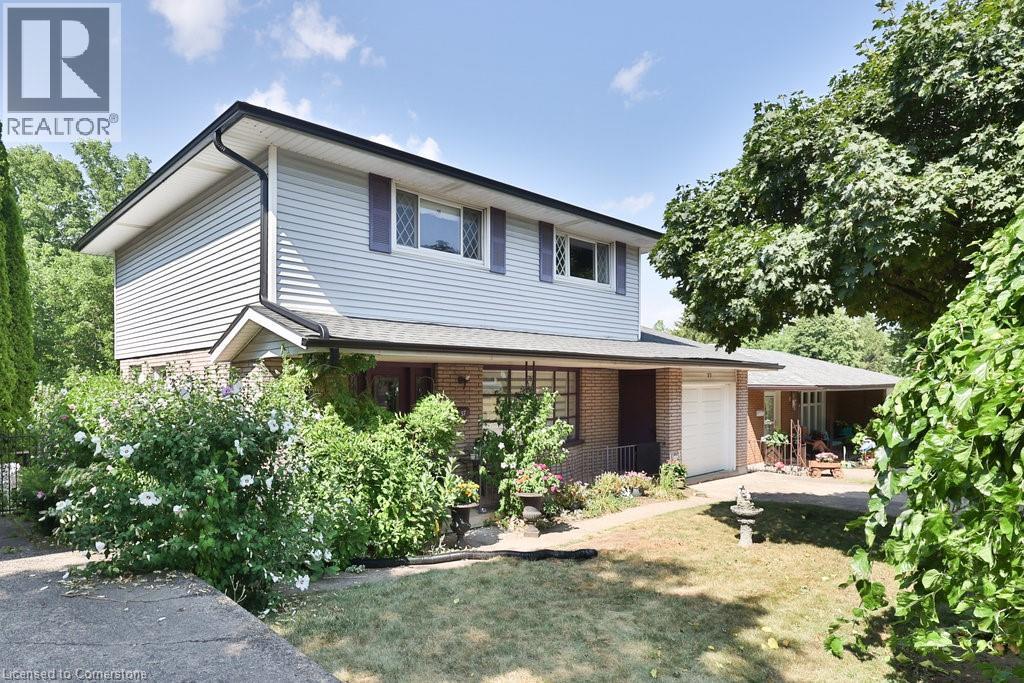 Property at 37 SUNRISE Crescent image 2
