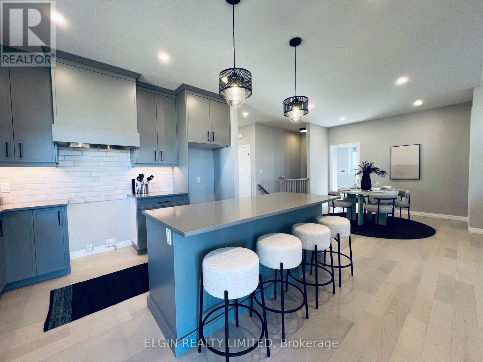 Photo 14 of 32 for 11 Dunning Way