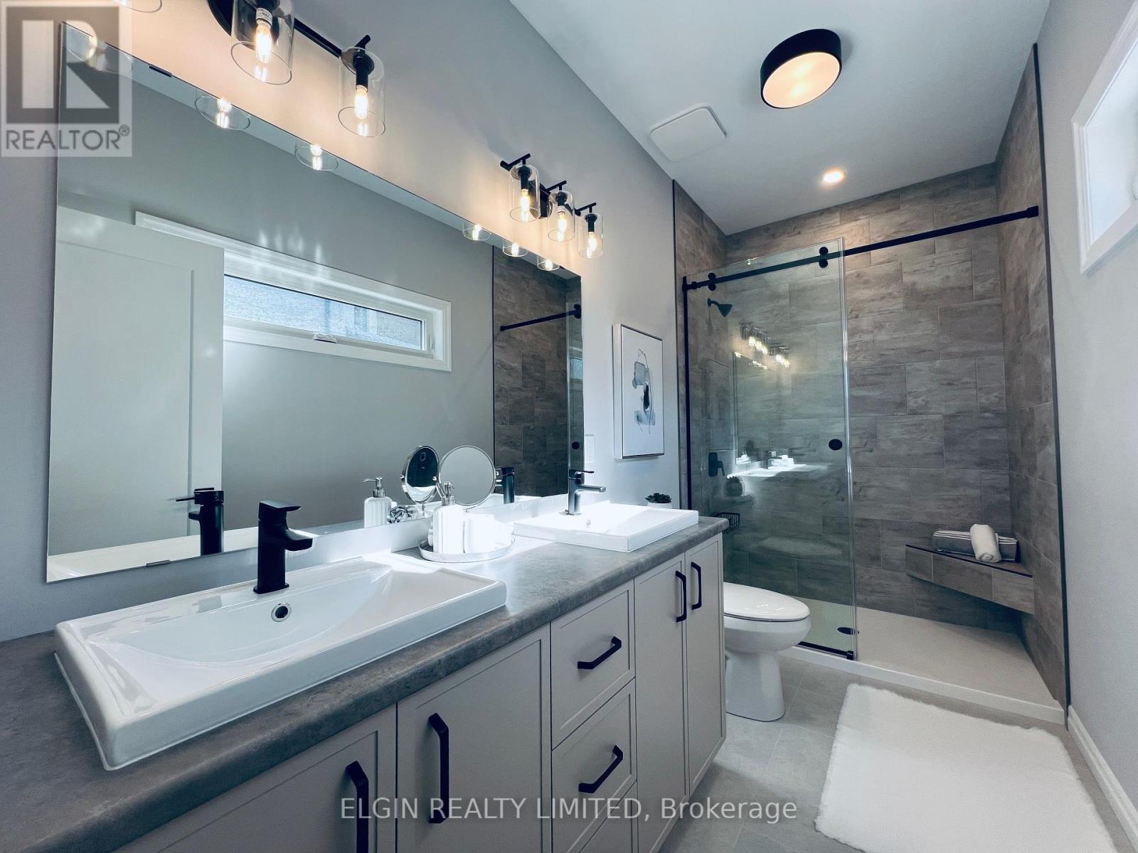 Photo 22 of 32 for 11 Dunning Way