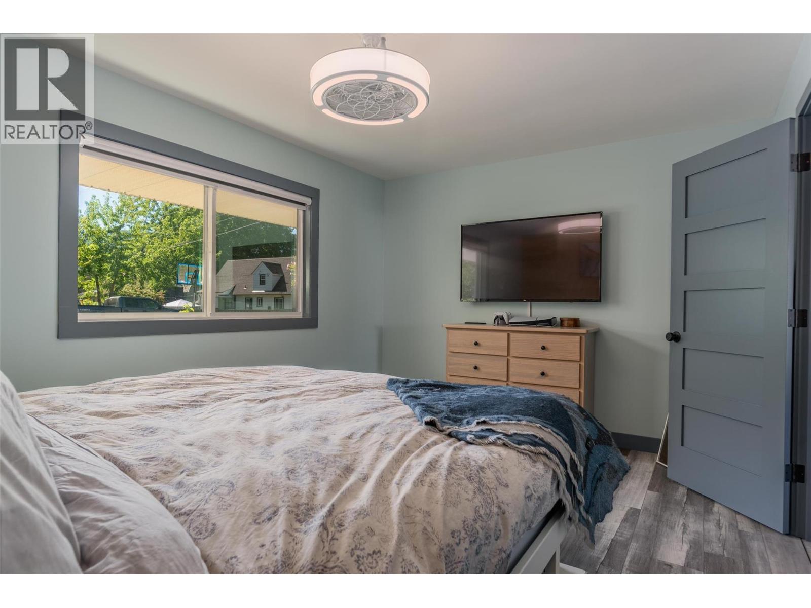 301 Sylvia Crescent, Trail, British Columbia  V1R 1A4 - Photo 20 - 10359101