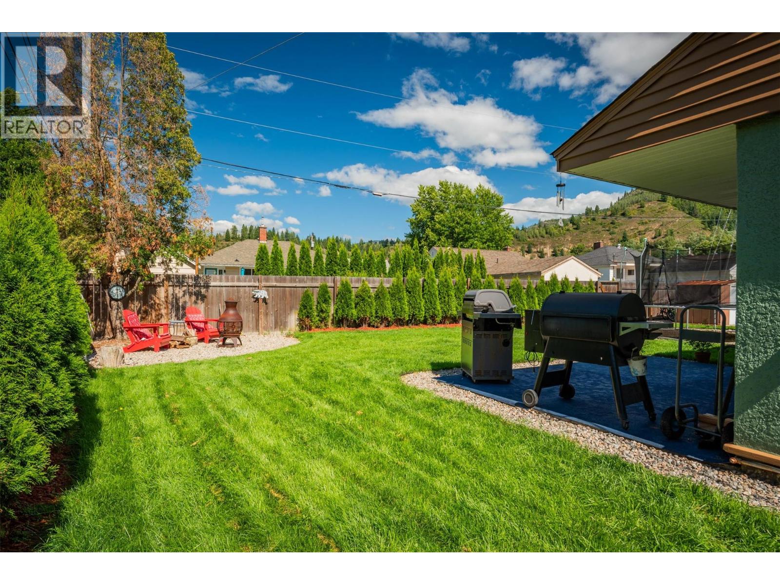 301 Sylvia Crescent, Trail, British Columbia  V1R 1A4 - Photo 43 - 10359101