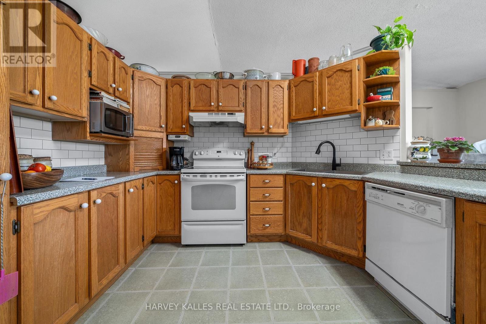 3470 County Rd 13 Road, Prince Edward County, Ontario  K0K 2T0 - Photo 14 - X12342750