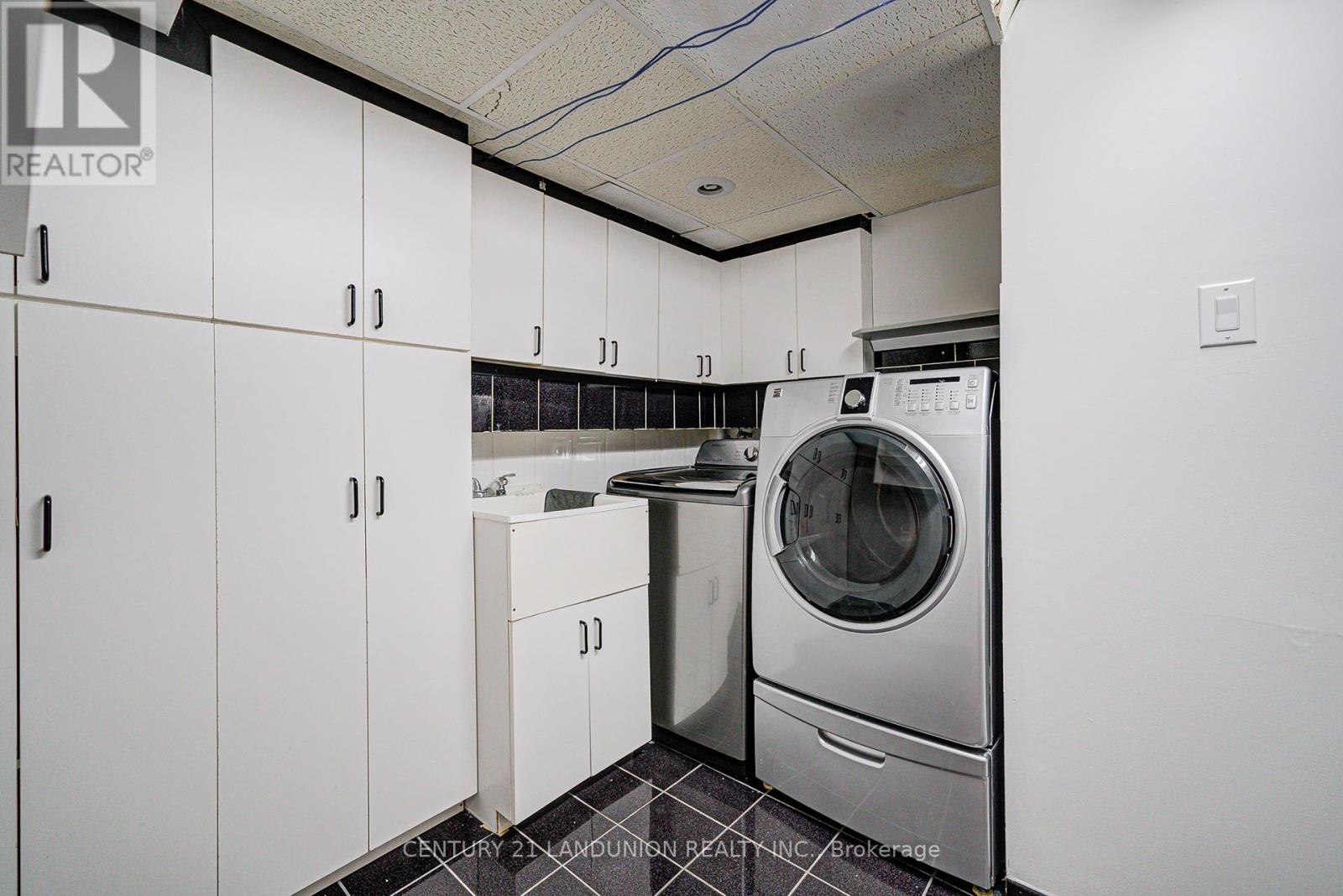 12b Burnt Bark Drive, Toronto, Ontario  M1V 3J8 - Photo 37 - E12342615
