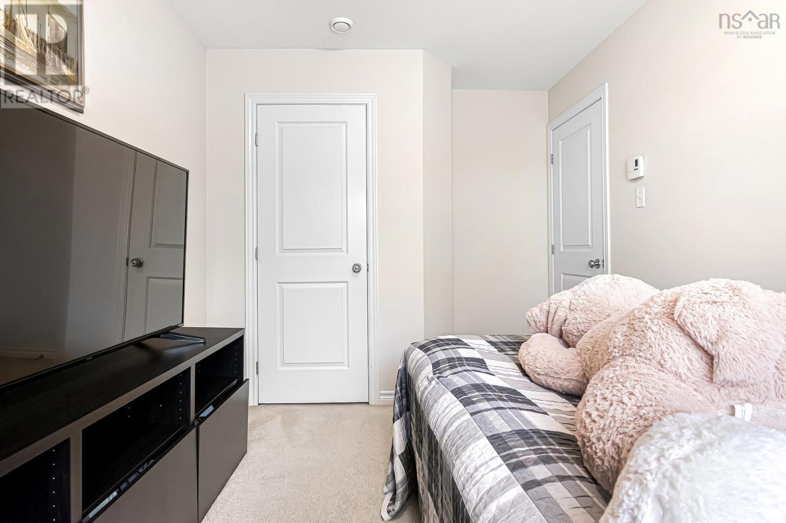 22 Brigadier Court, Halifax, Nova Scotia  B3M 4Y5 - Photo 24 - 202517561