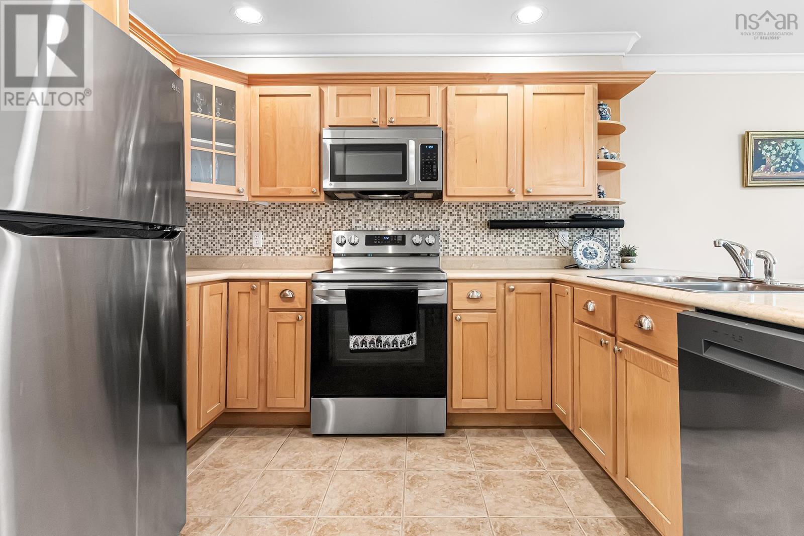 22 Brigadier Court, Halifax, Nova Scotia  B3M 4Y5 - Photo 9 - 202517561
