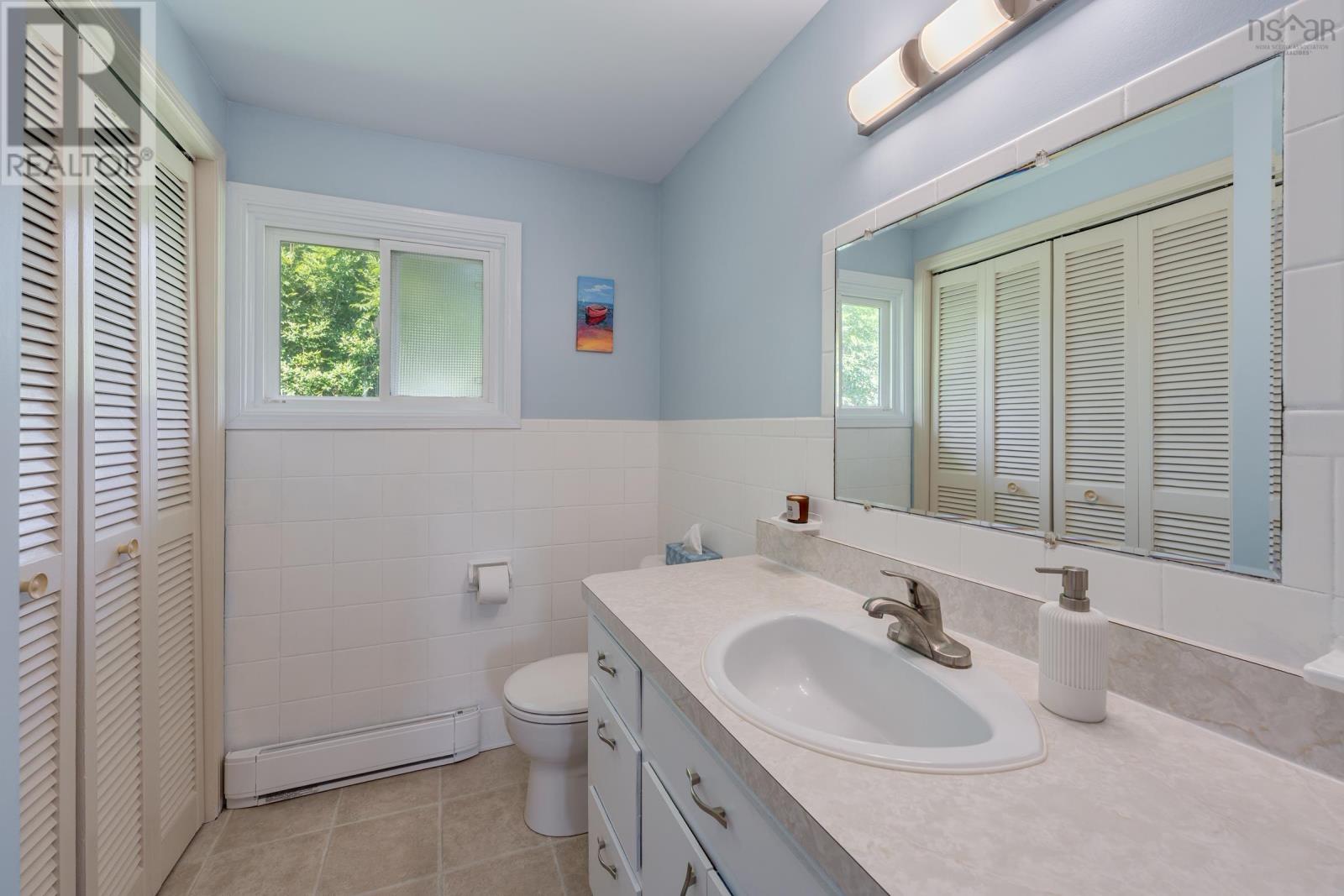 35 Hector Street, Port Maitland, Nova Scotia  B5A 5R8 - Photo 18 - 202518693