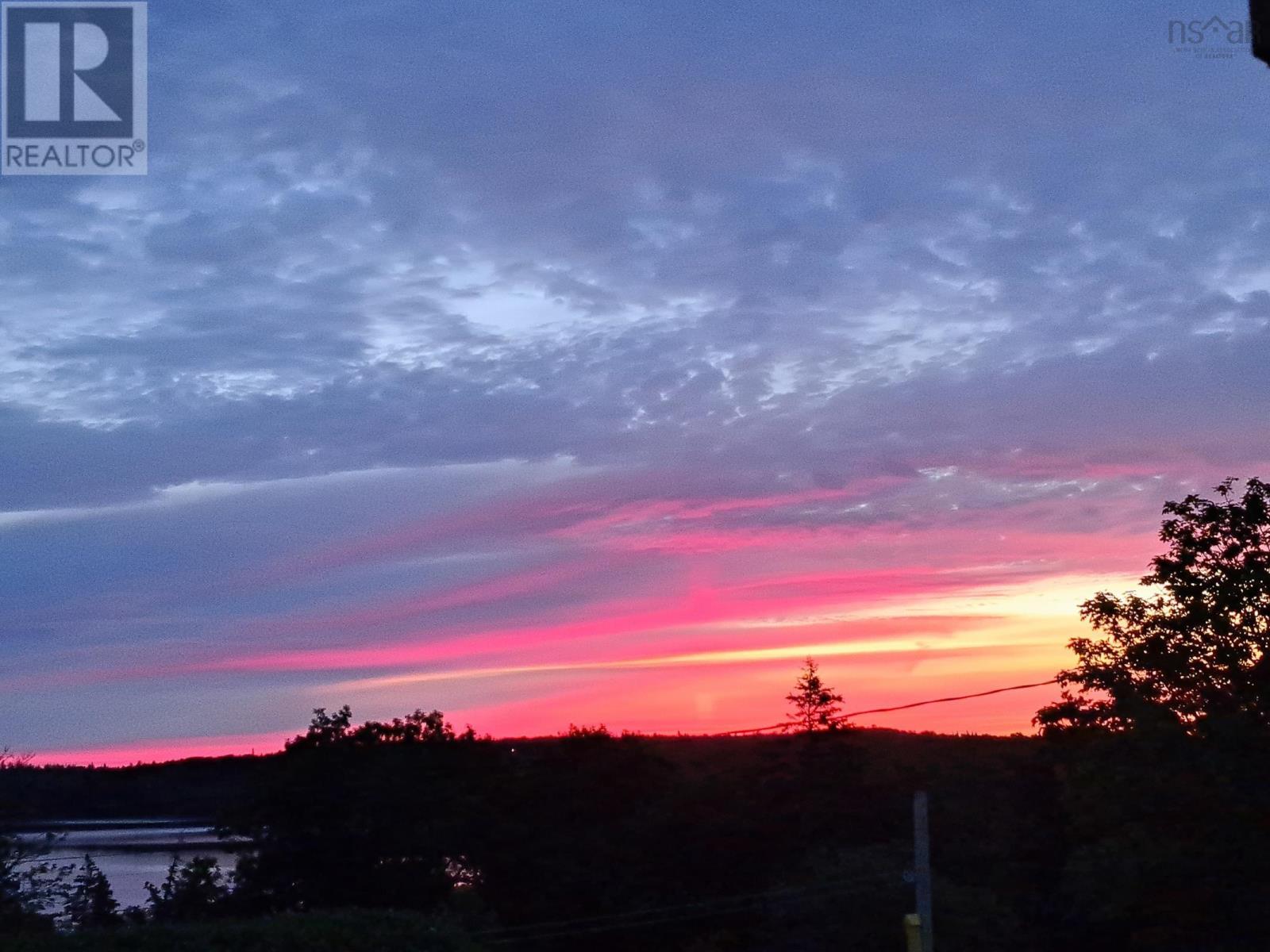 35 Hector Street, Port Maitland, Nova Scotia  B5A 5R8 - Photo 10 - 202518693