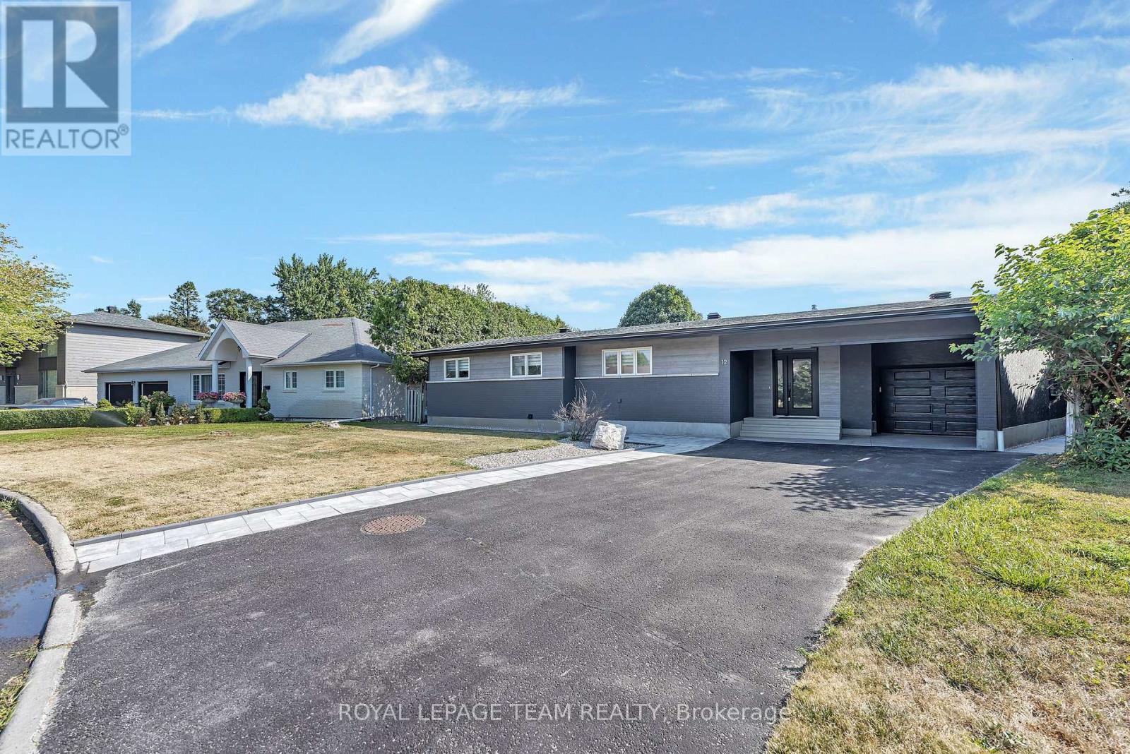 Property at 12 LARGO CRESCENT image 2