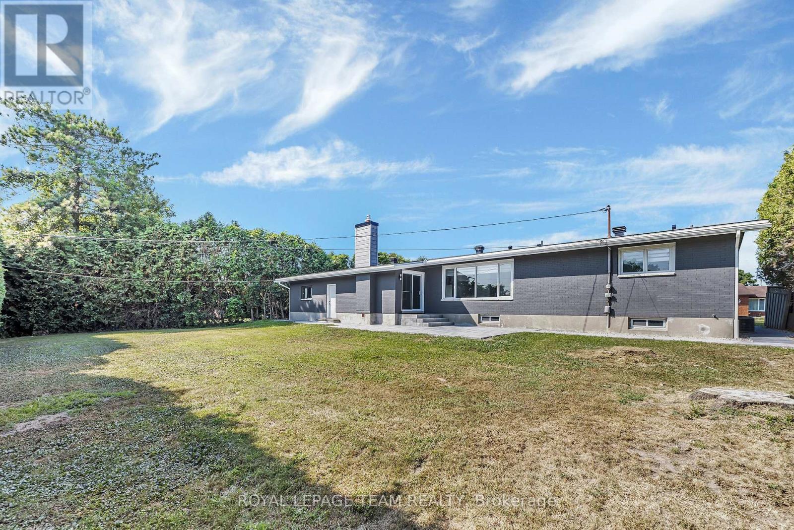 12 Largo Crescent, Ottawa, Ontario  K2G 3C7 - Photo 42 - X12342687