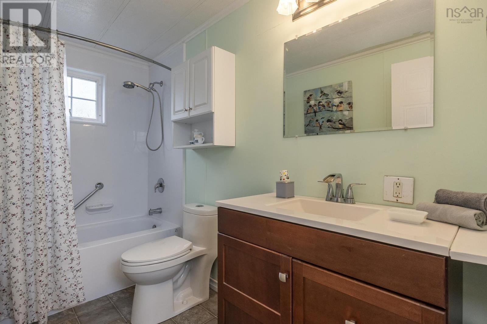 35 Olympic Avenue, New Minas, Nova Scotia  B4N 3T9 - Photo 14 - 202520039