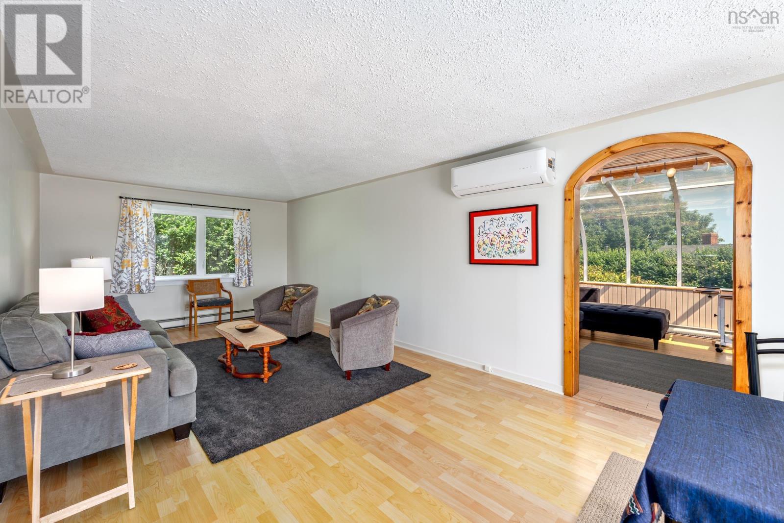 35 Hector Street, Port Maitland, Nova Scotia  B5A 5R8 - Photo 5 - 202518693