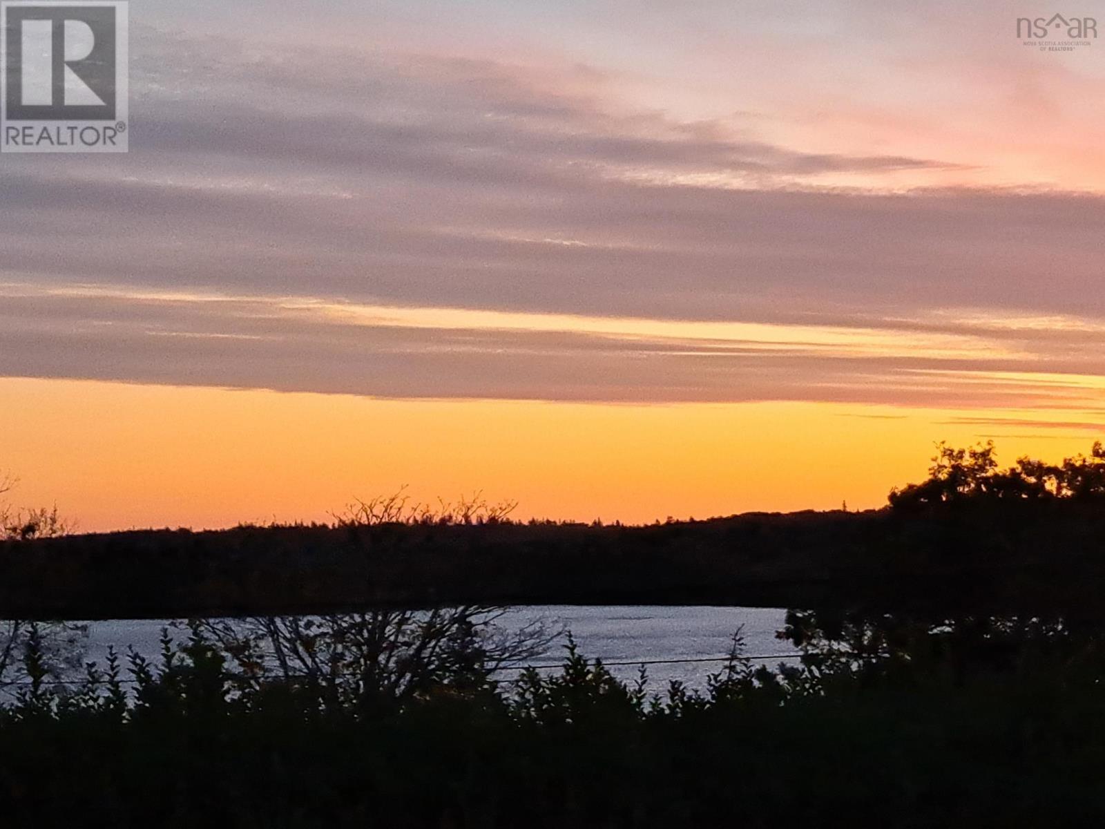 35 Hector Street, Port Maitland, Nova Scotia  B5A 5R8 - Photo 9 - 202518693