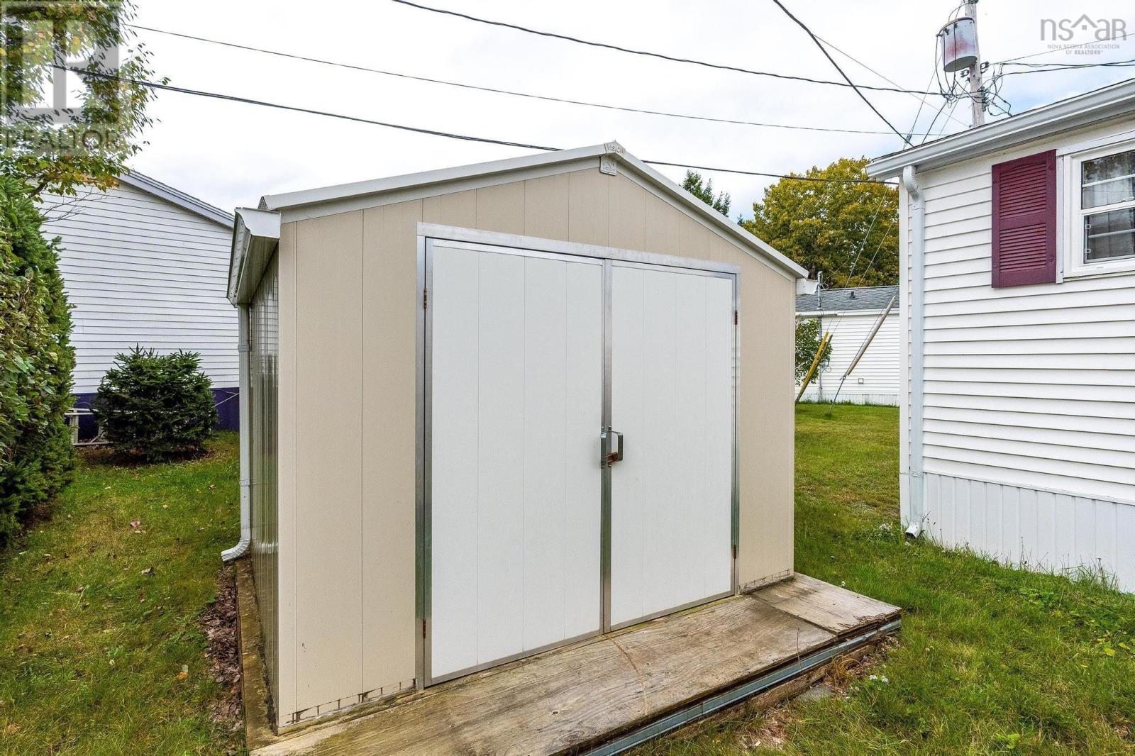 35 Olympic Avenue, New Minas, Nova Scotia  B4N 3T9 - Photo 32 - 202520039