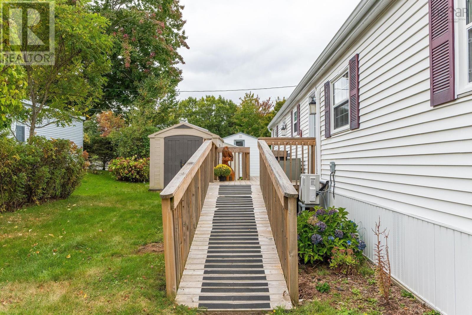 35 Olympic Avenue, New Minas, Nova Scotia  B4N 3T9 - Photo 30 - 202520039