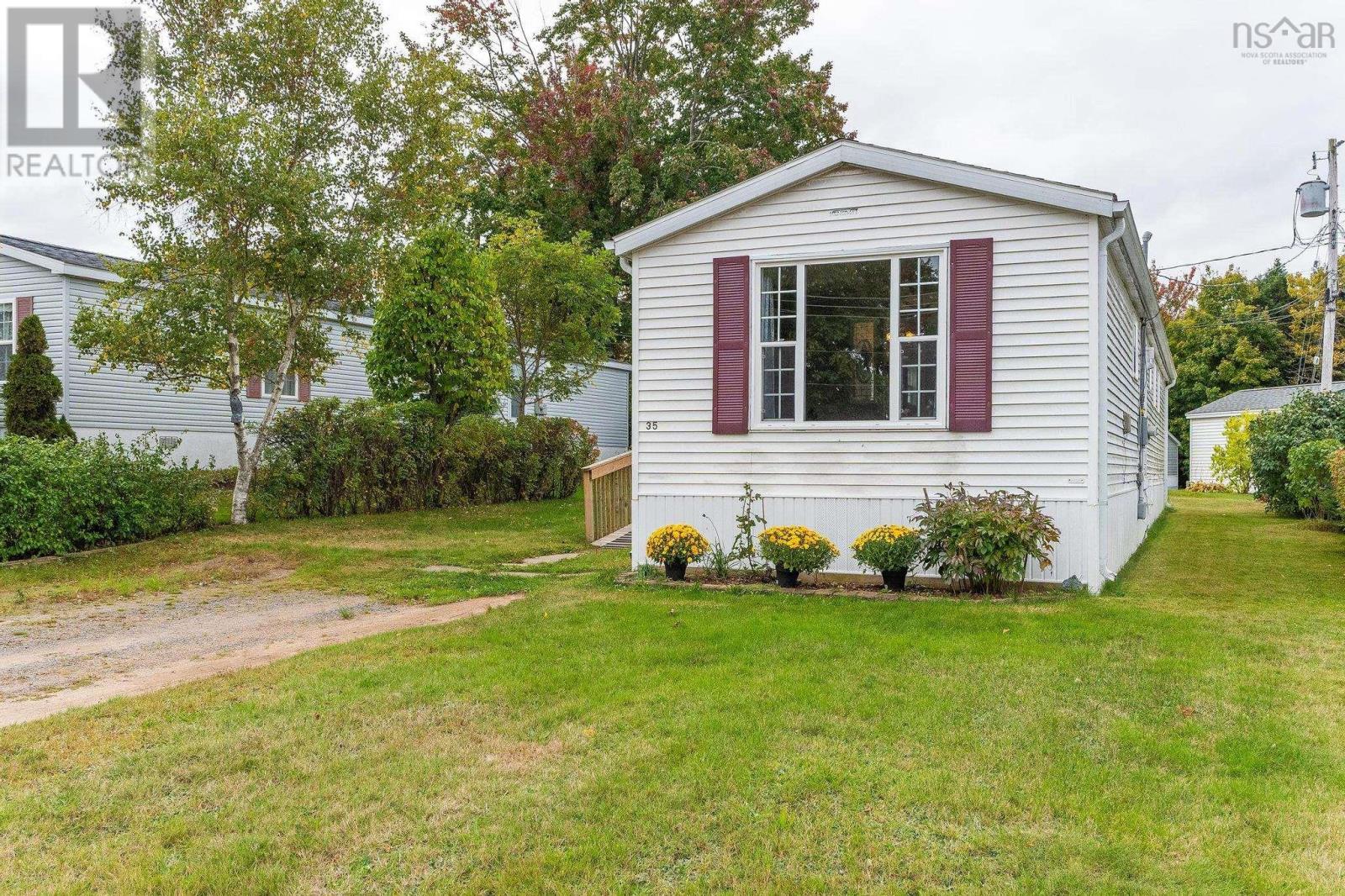 35 Olympic Avenue, New Minas, Nova Scotia  B4N 3T9 - Photo 36 - 202520039