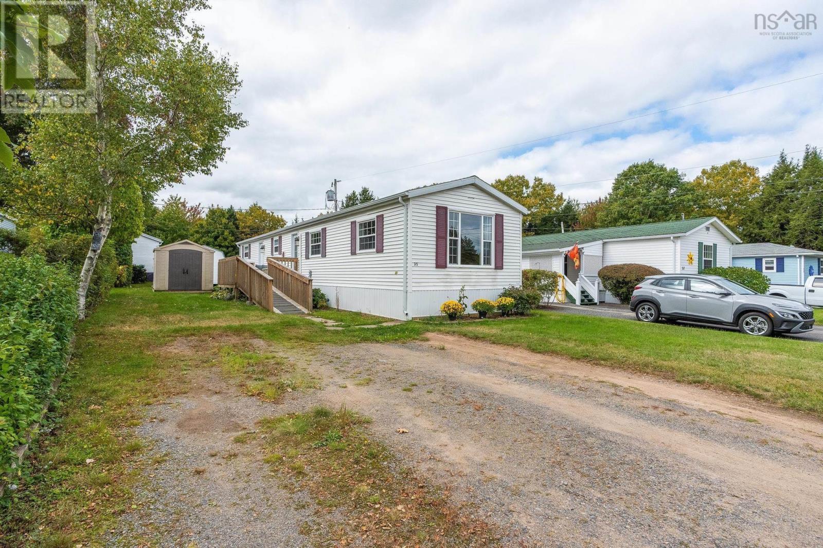 35 Olympic Avenue, New Minas, Nova Scotia  B4N 3T9 - Photo 5 - 202520039