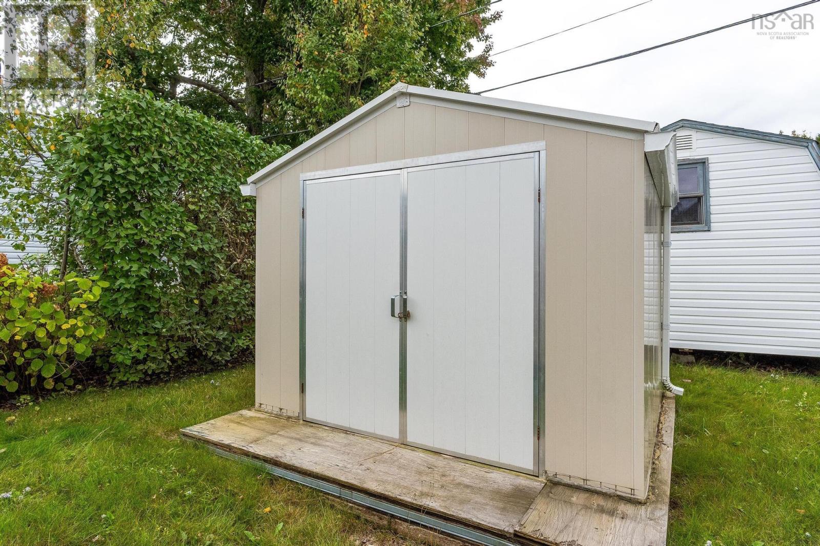 35 Olympic Avenue, New Minas, Nova Scotia  B4N 3T9 - Photo 33 - 202520039