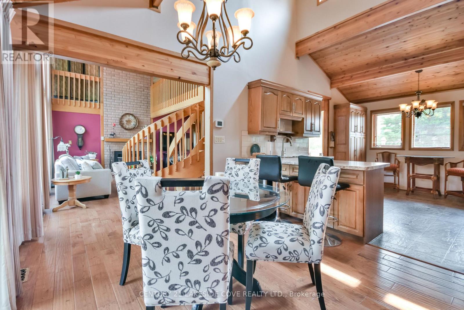 135 Bayshore Drive, Ramara, Ontario  L0K 1B0 - Photo 22 - S12342630
