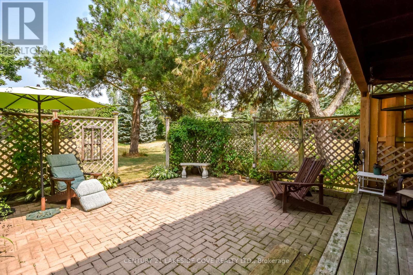 135 Bayshore Drive, Ramara, Ontario  L0K 1B0 - Photo 45 - S12342630