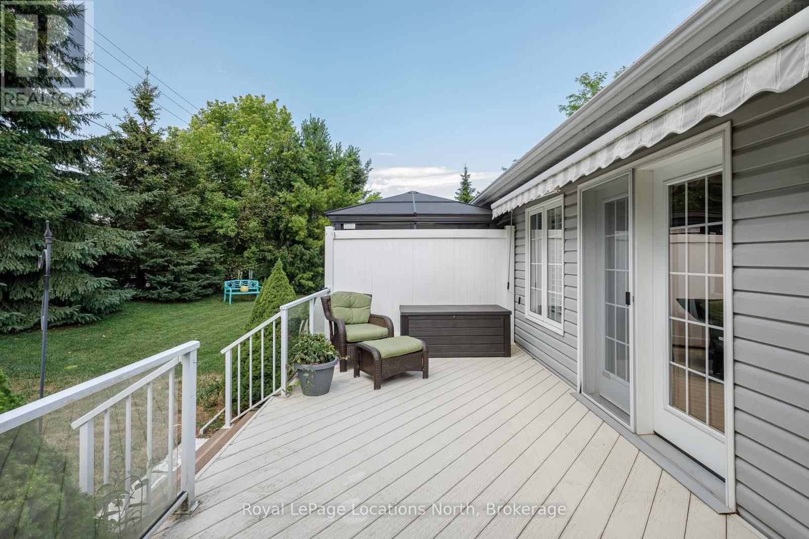 46 New York Avenue, Wasaga Beach, Ontario  L9Z 3A8 - Photo 35 - S12342654