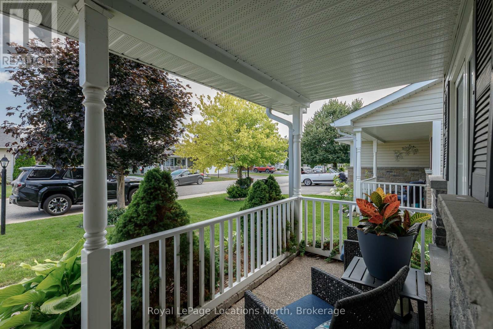 46 New York Avenue, Wasaga Beach, Ontario  L9Z 3A8 - Photo 4 - S12342654