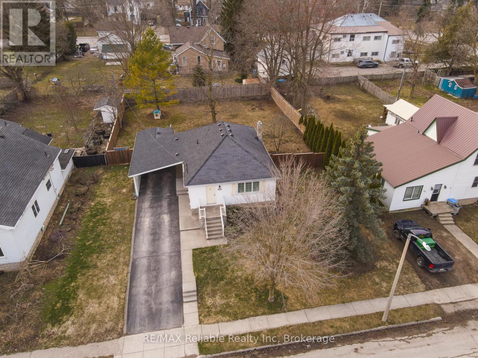 47 West William Street, Huron East, Ontario  N0K 1W0 - Photo 33 - X12342669