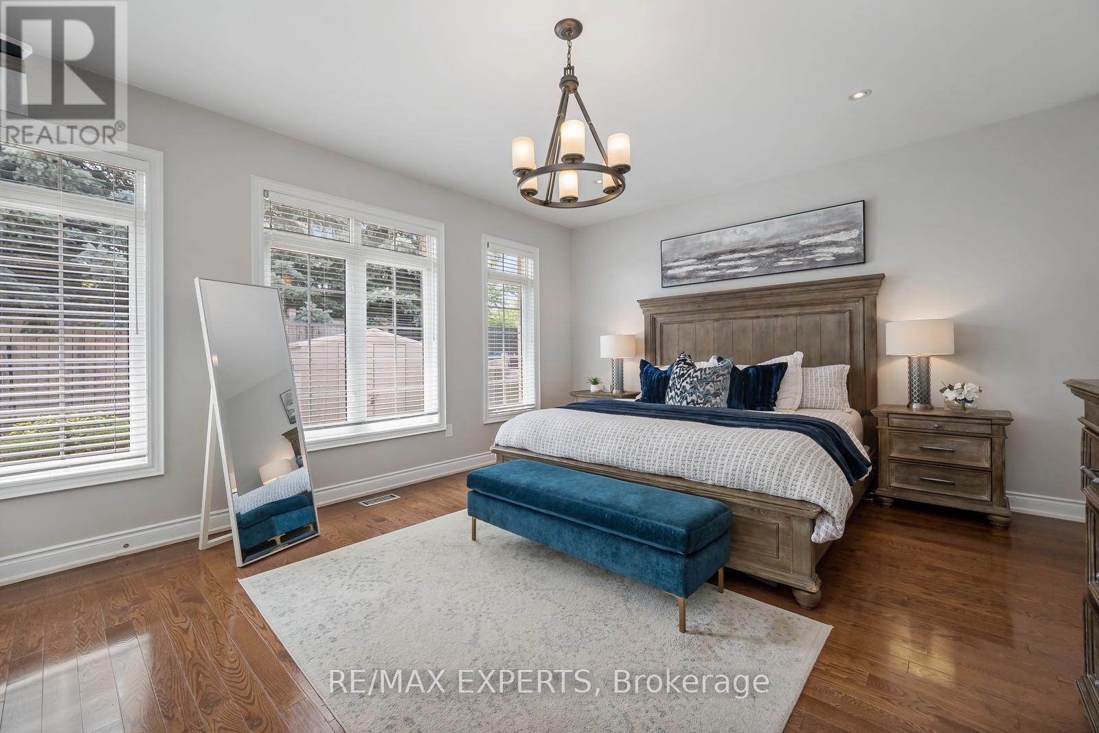 28 Dokkum Crescent, Brampton (Snelgrove), Ontario  L6Z 4T6 - Photo 19 - W12342638