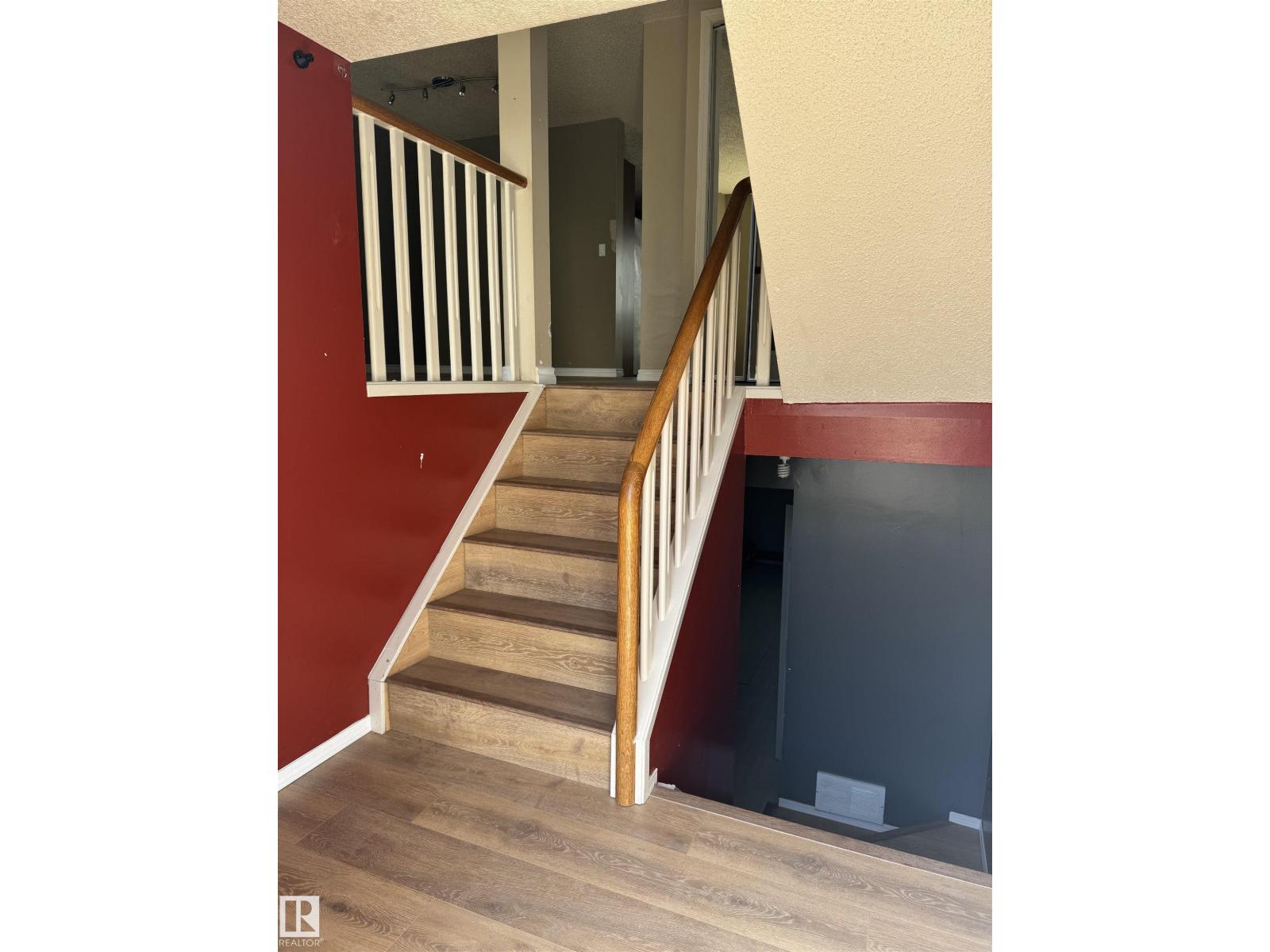 Property at #8 11718 97 ST NW image 2