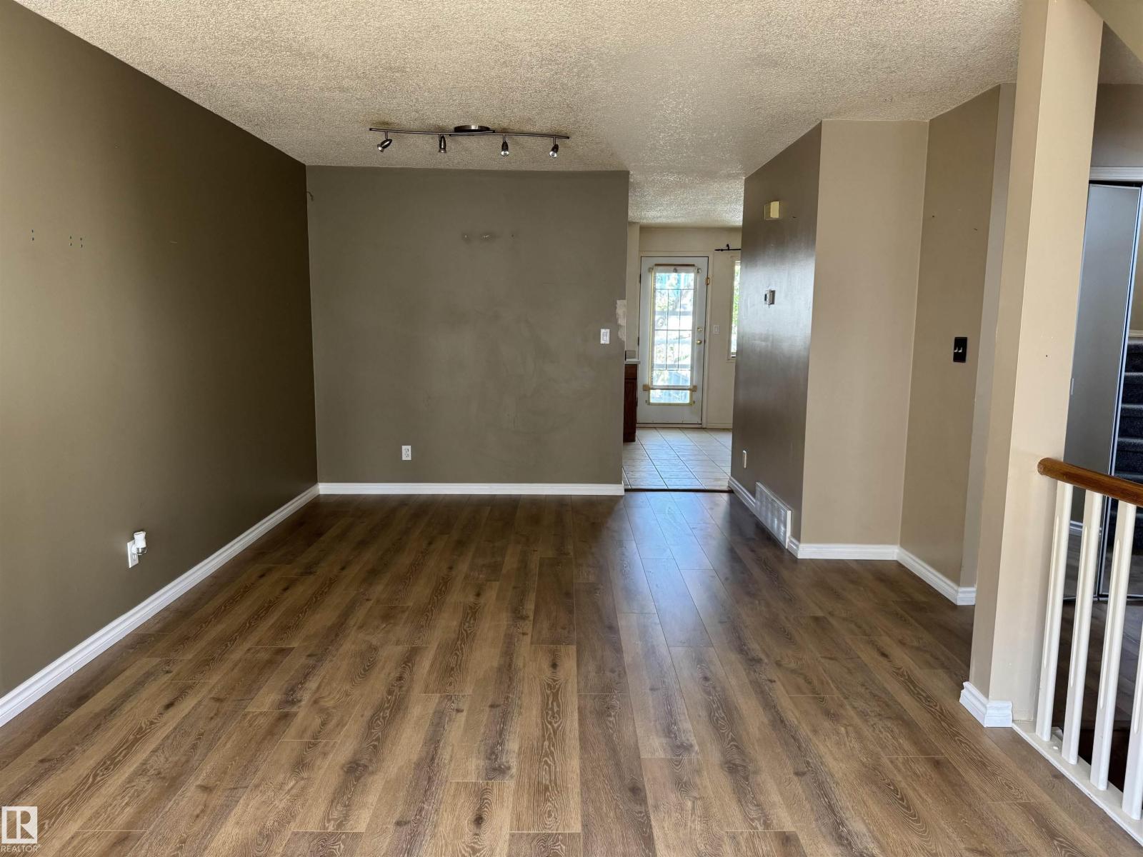 Property at #8 11718 97 ST NW image 5