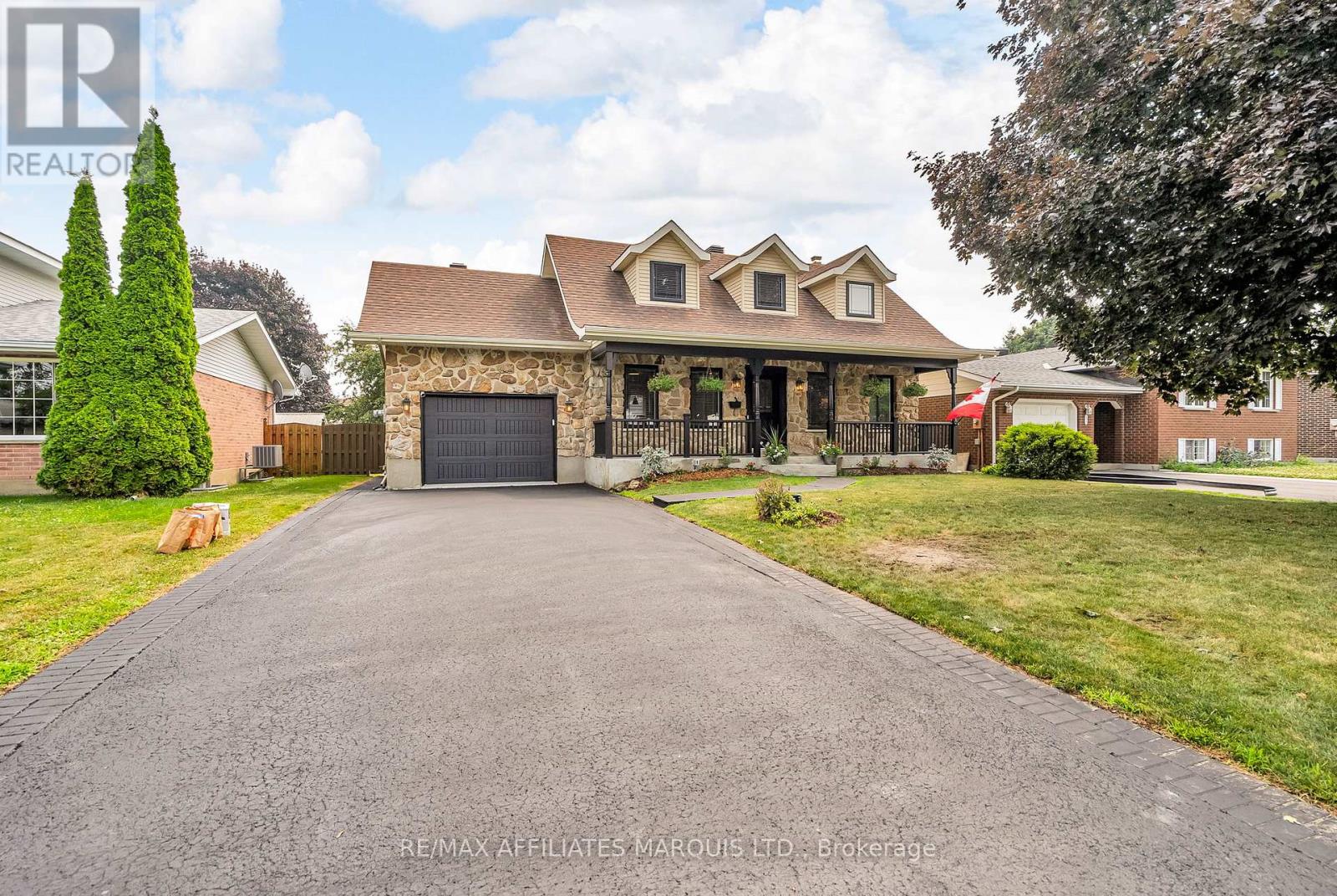 1936 CONCORDE AVENUE, Cornwall, Ontario