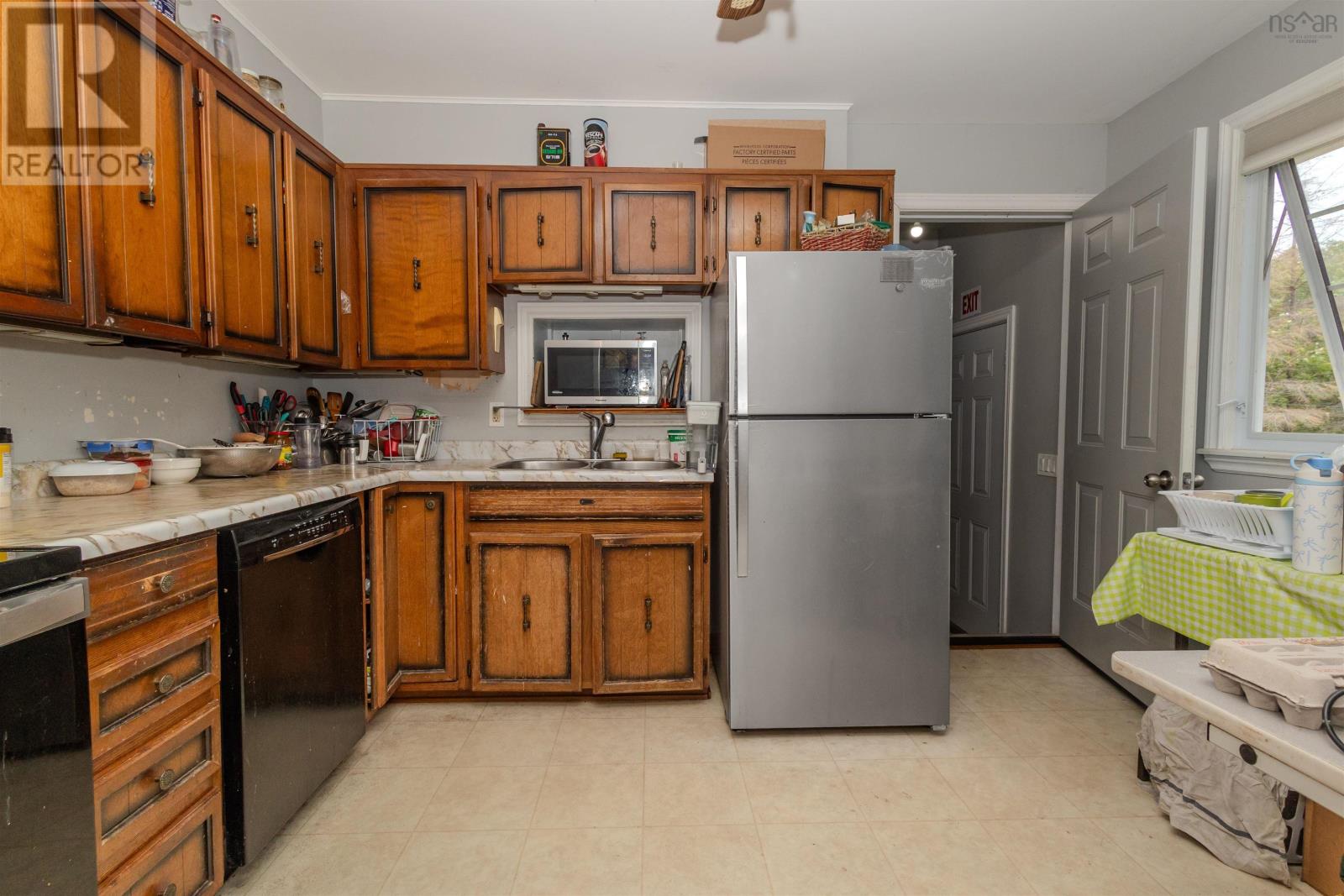 14 Tower Heights, Sydney, Nova Scotia  B1P 2C4 - Photo 10 - 202520500