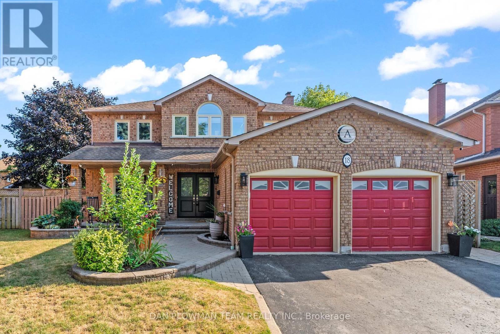 Property at 18 HEADLANDS CRESCENT image 1