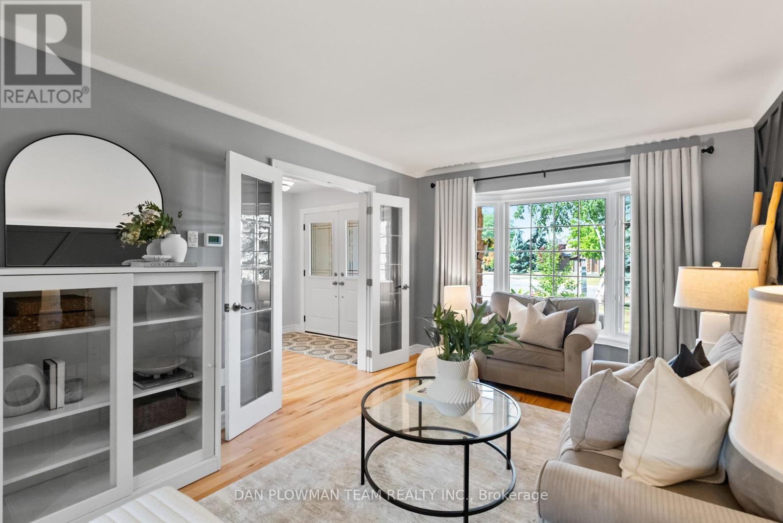 Property at 18 HEADLANDS CRESCENT image 4
