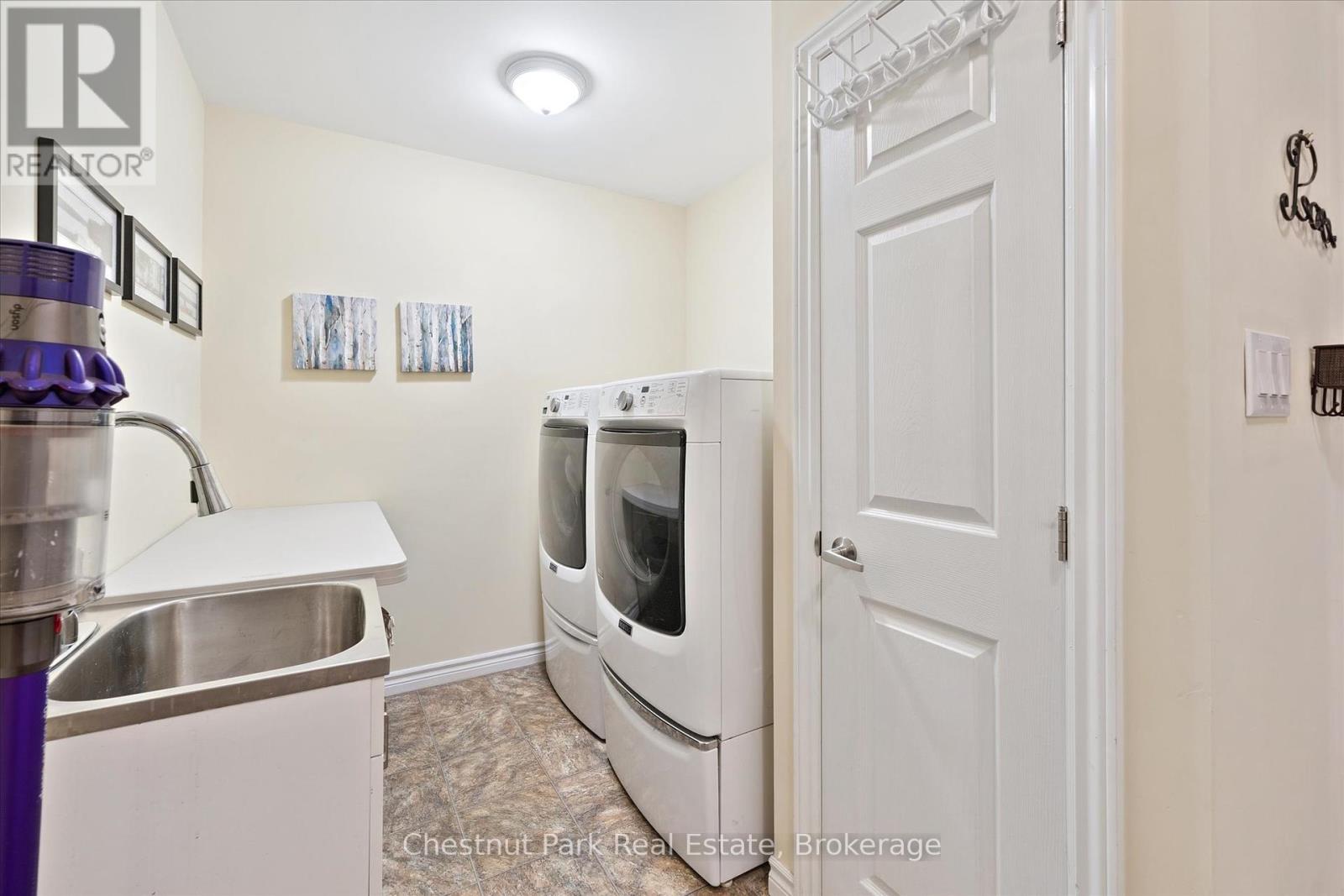 153 Pineridge Gate, Gravenhurst, Ontario  P1P 0A3 - Photo 33 - X12268984