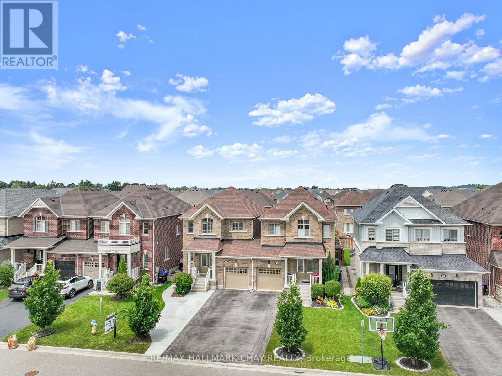 Property at 149 SHARPE CRESCENT image 2