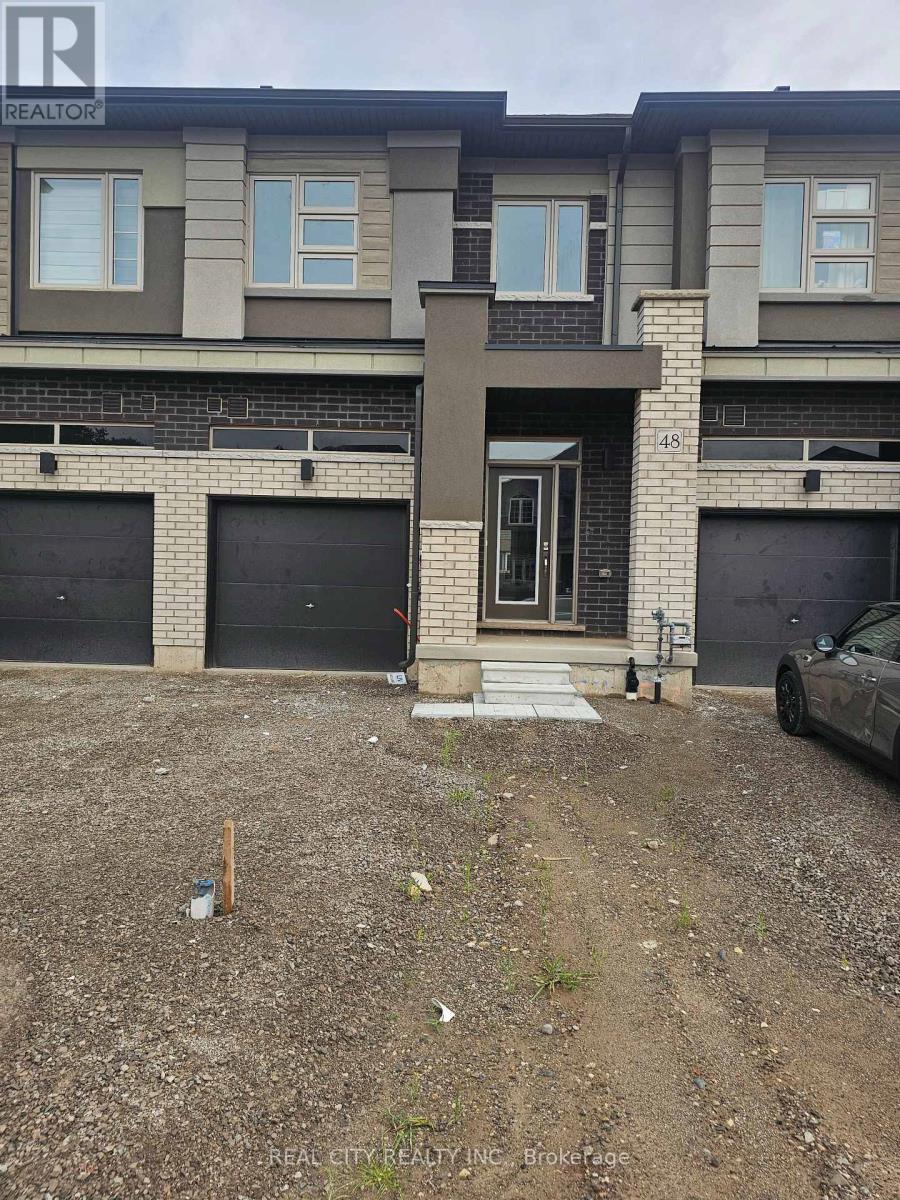 48 Mckernan Avenue, Brantford, Ontario  N3V 0B9 - Photo 2 - X12316382