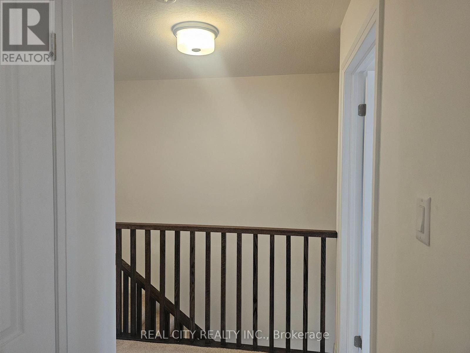 48 Mckernan Avenue, Brantford, Ontario  N3V 0B9 - Photo 18 - X12316382