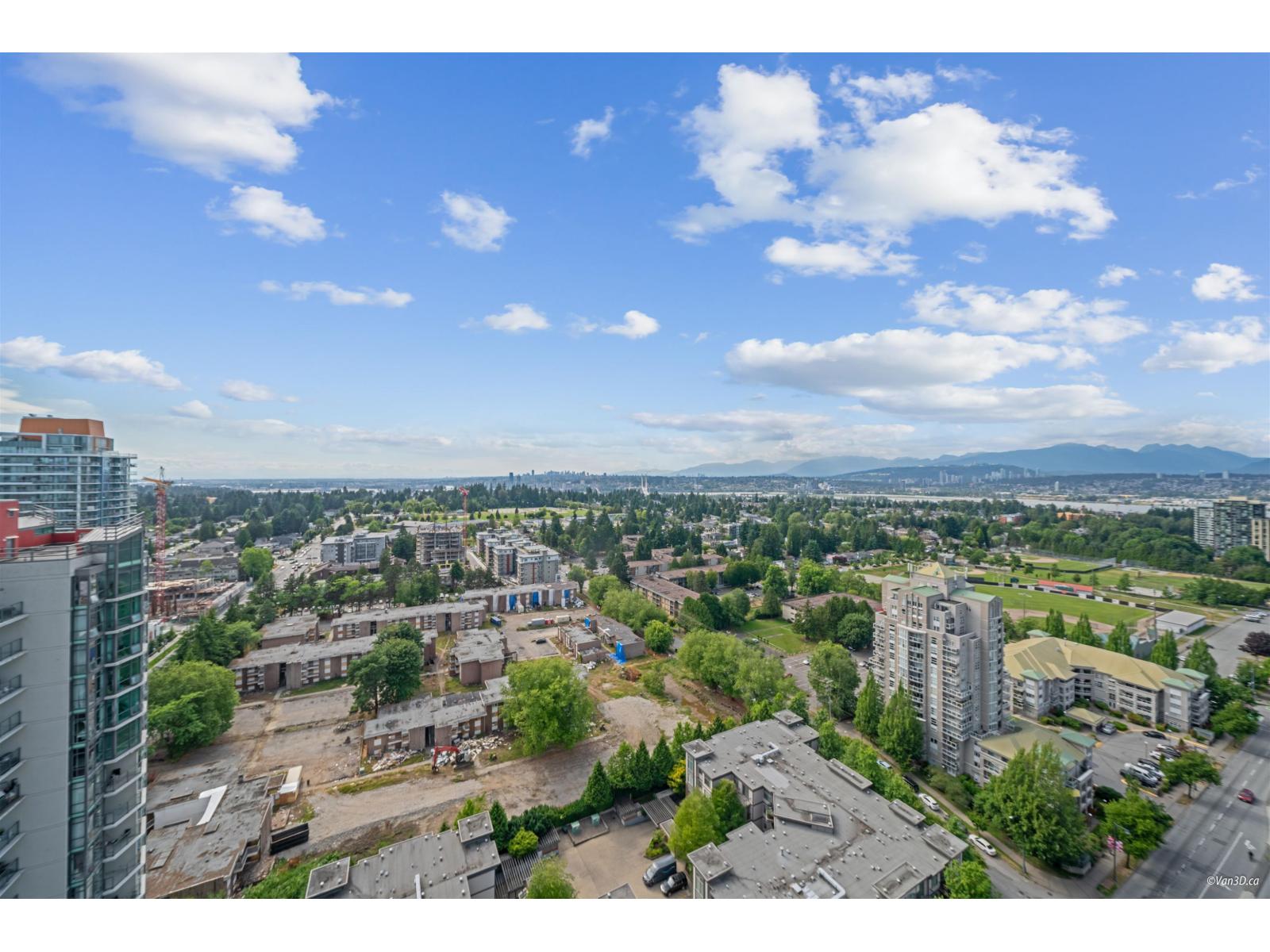 2710 10448 University Drive, Surrey, British Columbia  V3T 0S7 - Photo 15 - R3033781