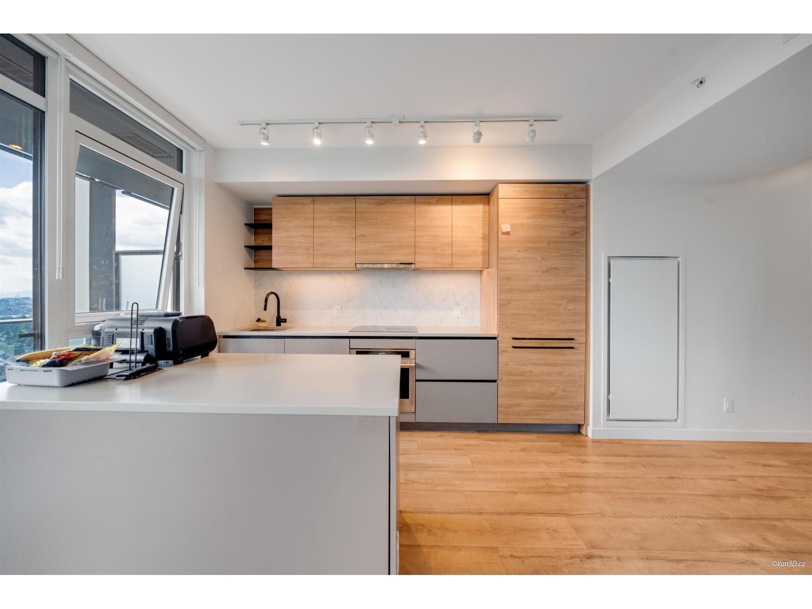 2710 10448 University Drive, Surrey, British Columbia  V3T 0S7 - Photo 6 - R3033781