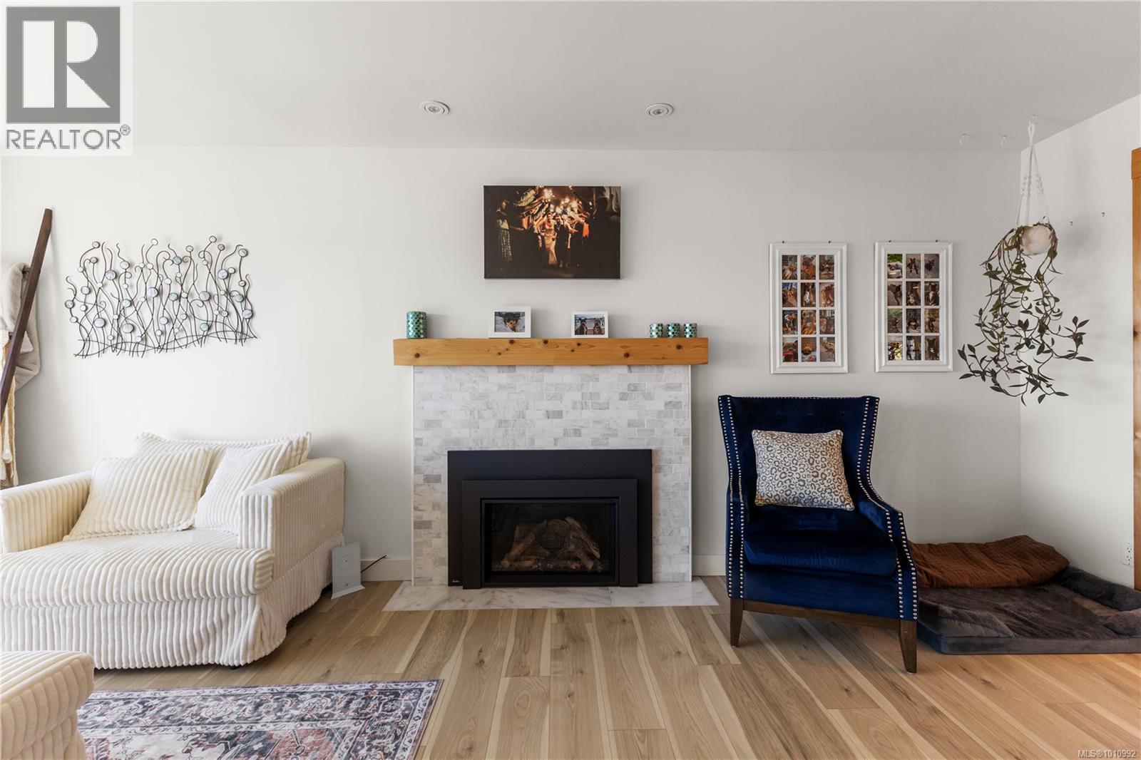 Property at 604 Galerno Rd image 4
