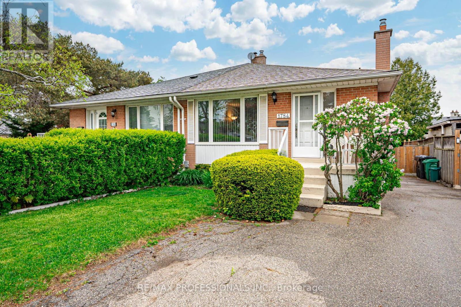 Property at 1784 SANDGATE CRESCENT image 1