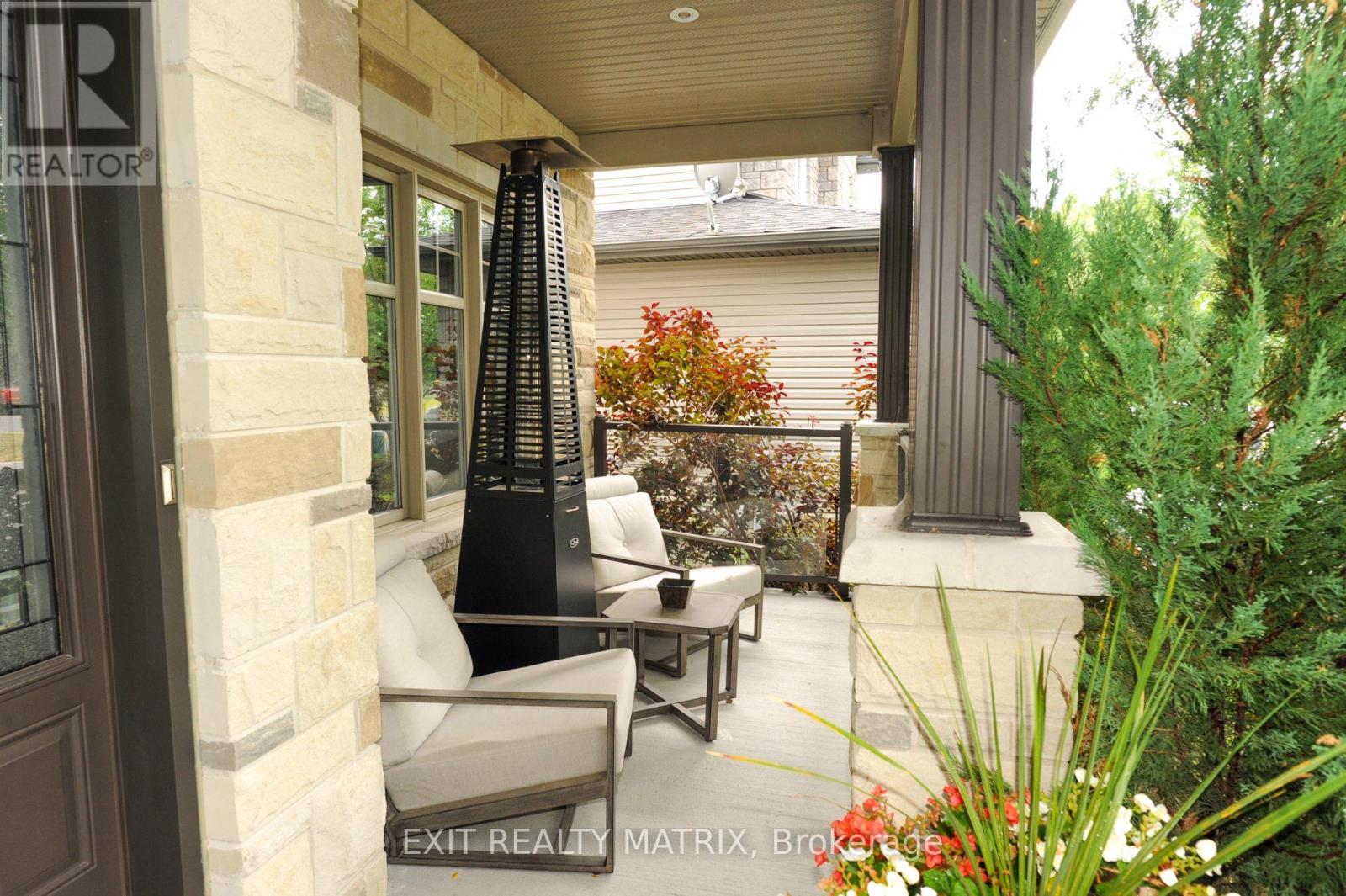 Property at 89 SOUTH INDIAN DRIVE image 2